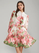 Mini-robe imprimée à manches longues et à manches lanternes